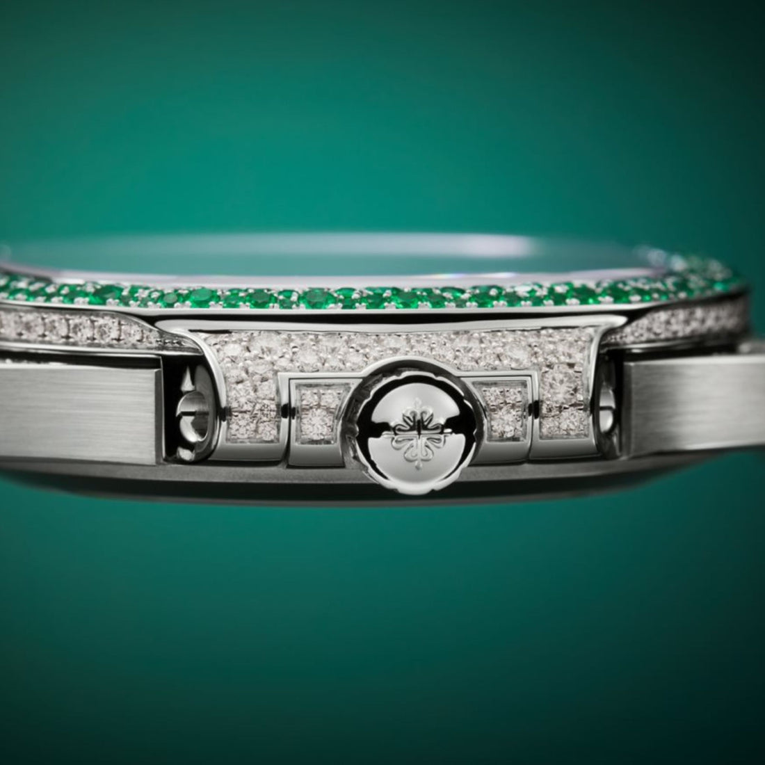 Patek Philippe 7118/1453G - نوتيلوس للمجوهرات الراقية، من الجانب