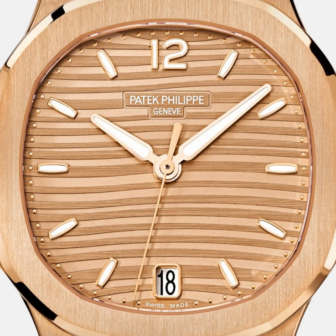 Patek Philippe 7118/1R-010 - نوتيلوس ذاتي التعبئة، لقطة مقرّبة