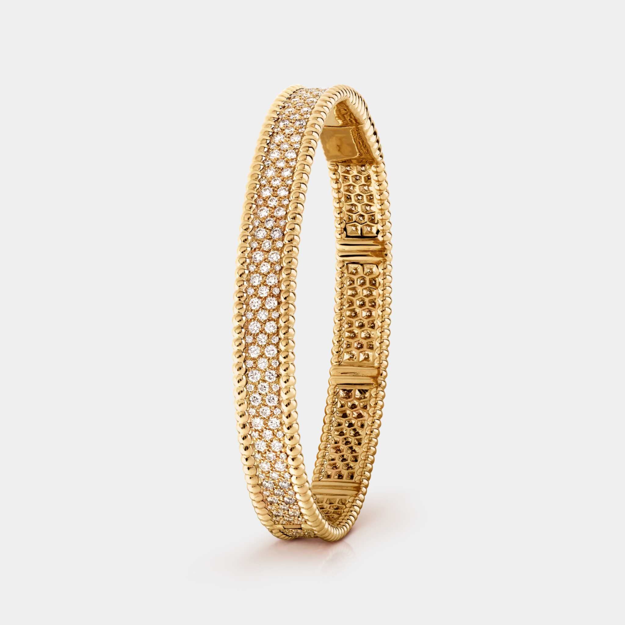 Perlée Diamonds Bracelet 3 Rows Medium Model Yellow Gold Diamond, Front