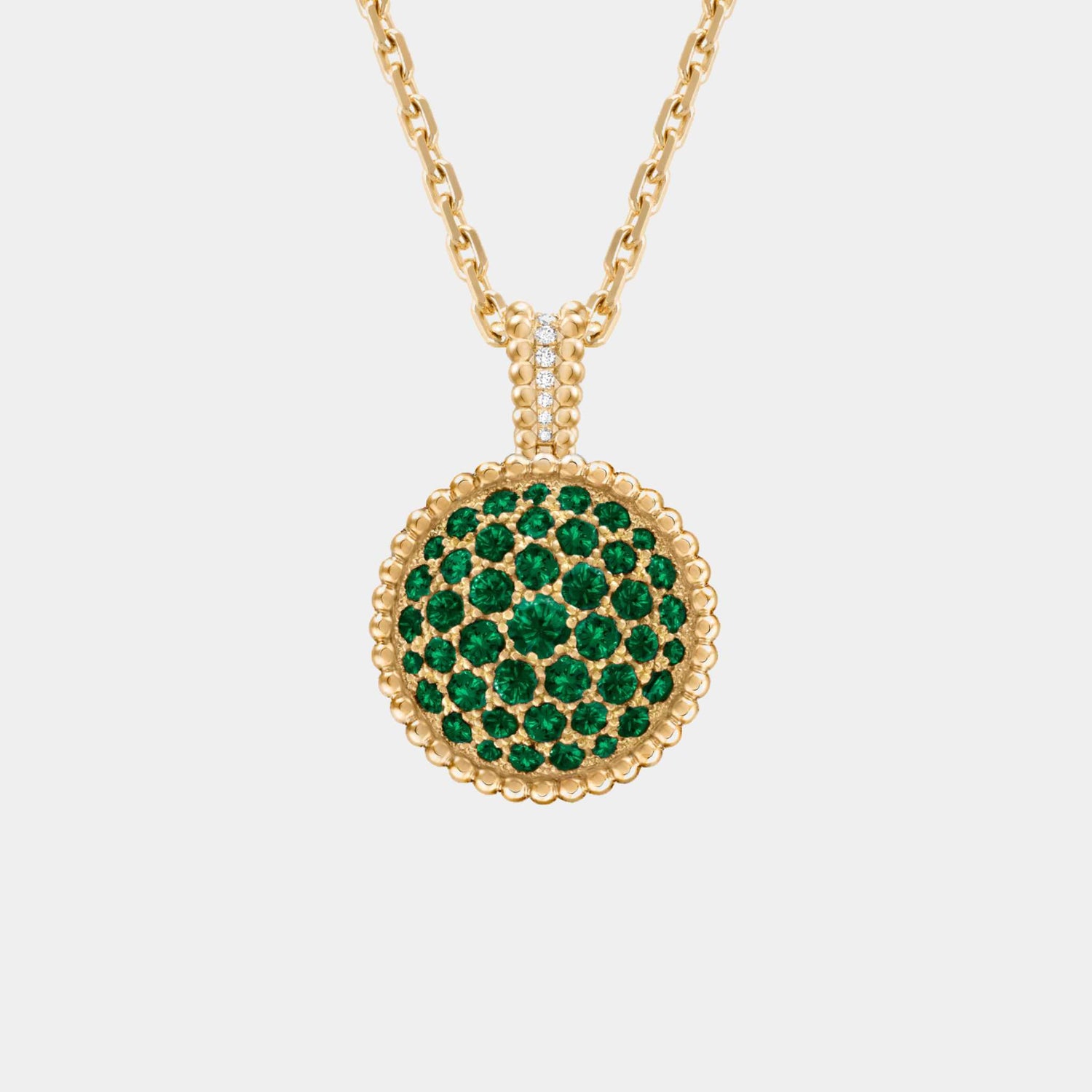 Perlée Secret Pendant Watch yellow Gold Diamond Emerald With Pearl, Front, Closed