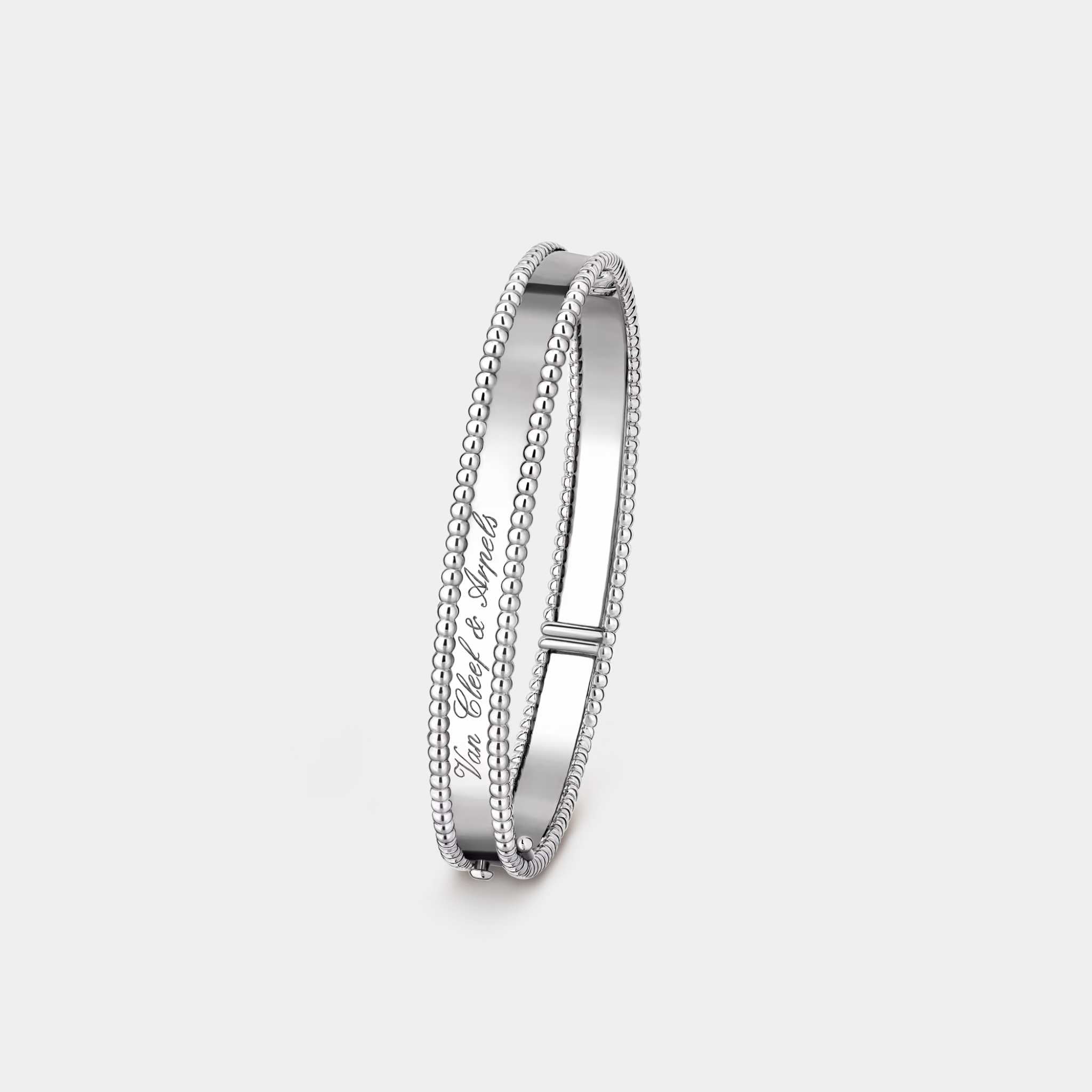 Perlée Signature Bracelet Medium Model White Gold, Front