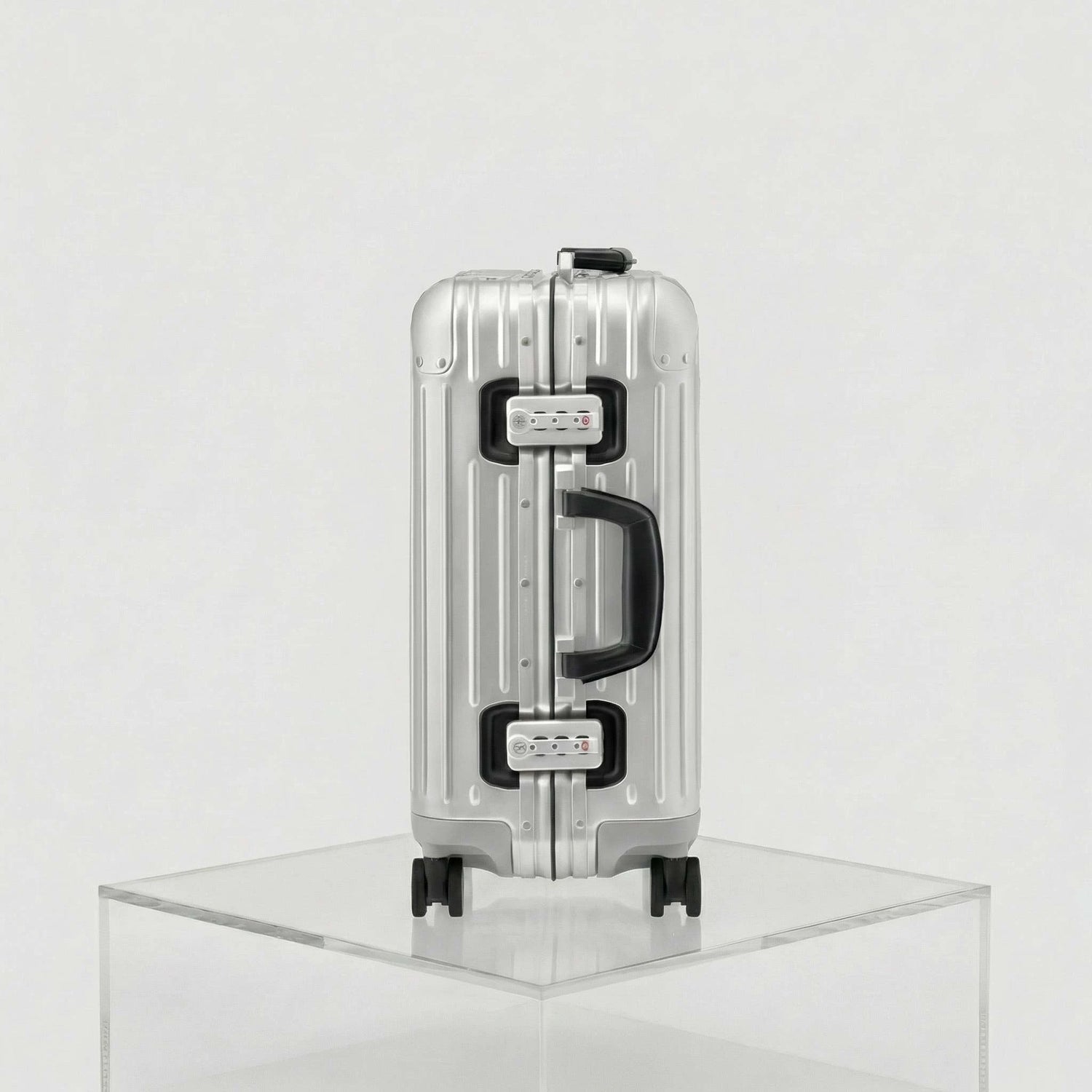 Rimowa Cabin Twist Original, Silver and Black, Handle Side, Studio