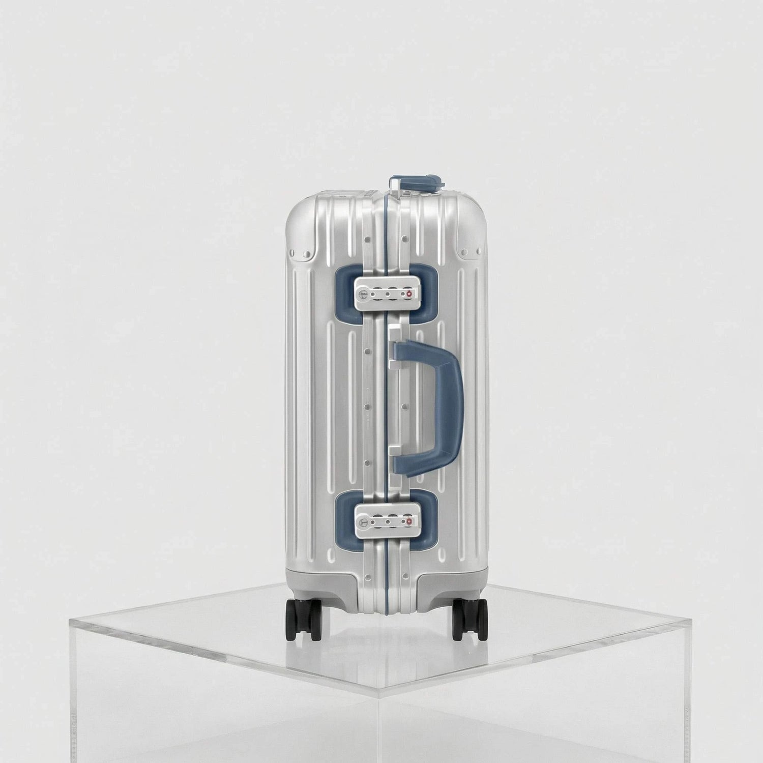 Rimowa Original Cabin Twist, Silver and Powder Blue, Handle Side, Studio
