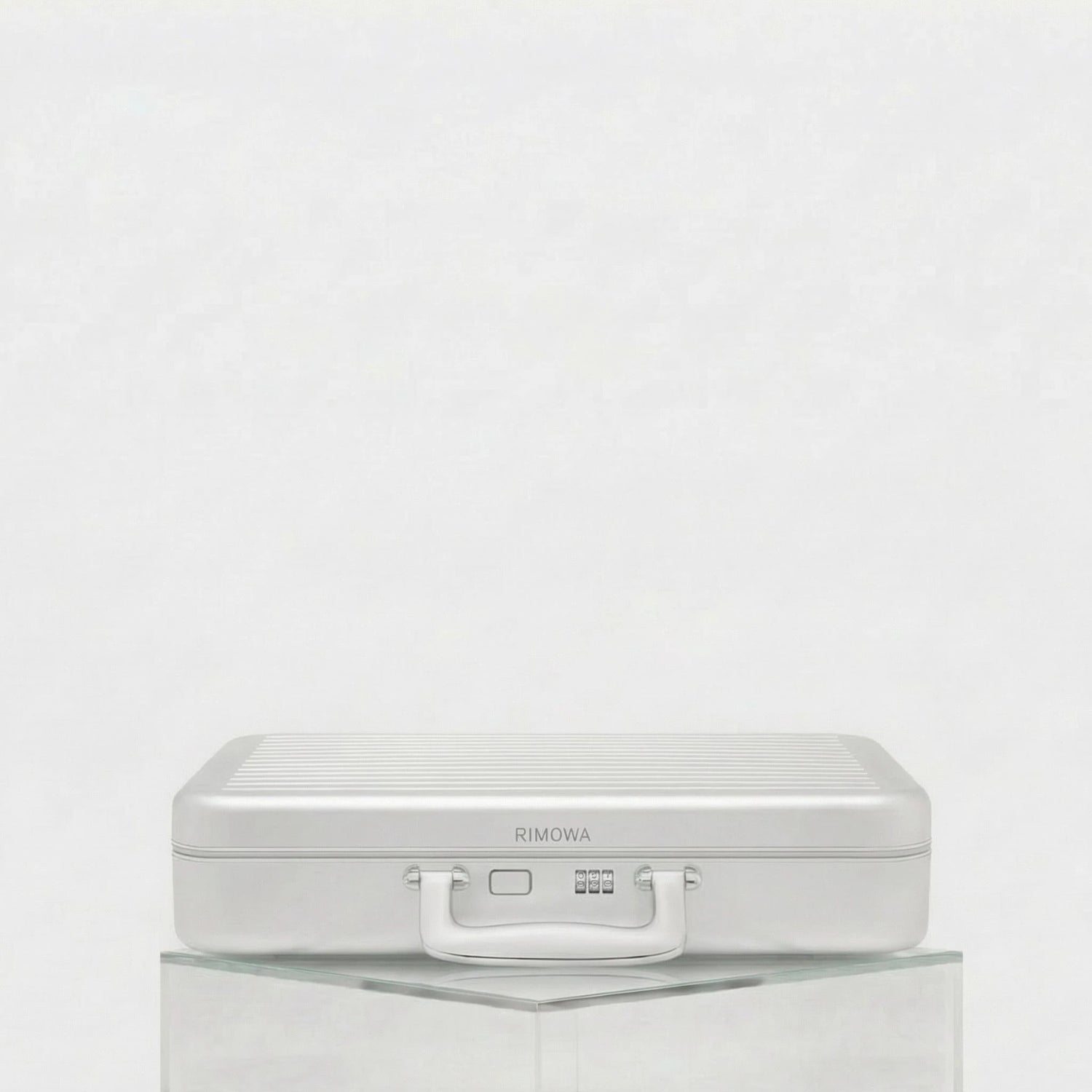 Rimowa Chess Attache Aluminium, Front handle