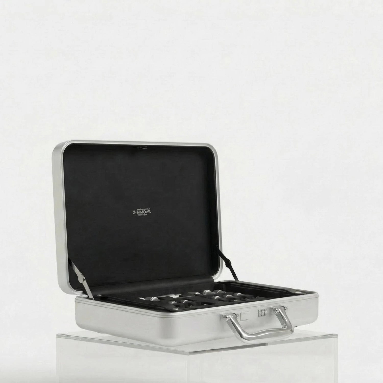 Rimowa Chess Attache Aluminium, Inside