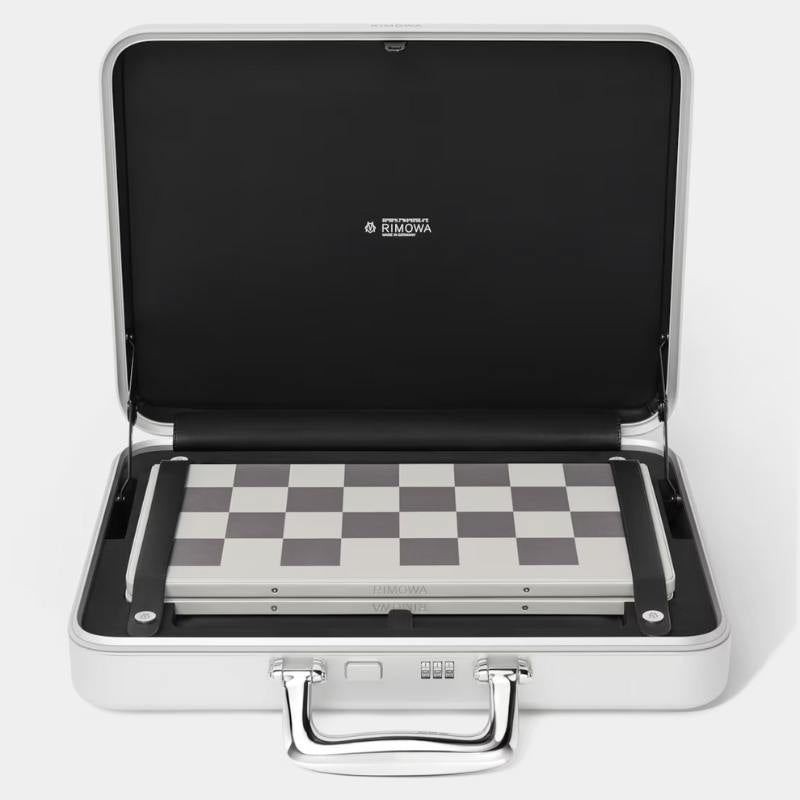 Rimowa Chess Attaché, Aluminium, Front View