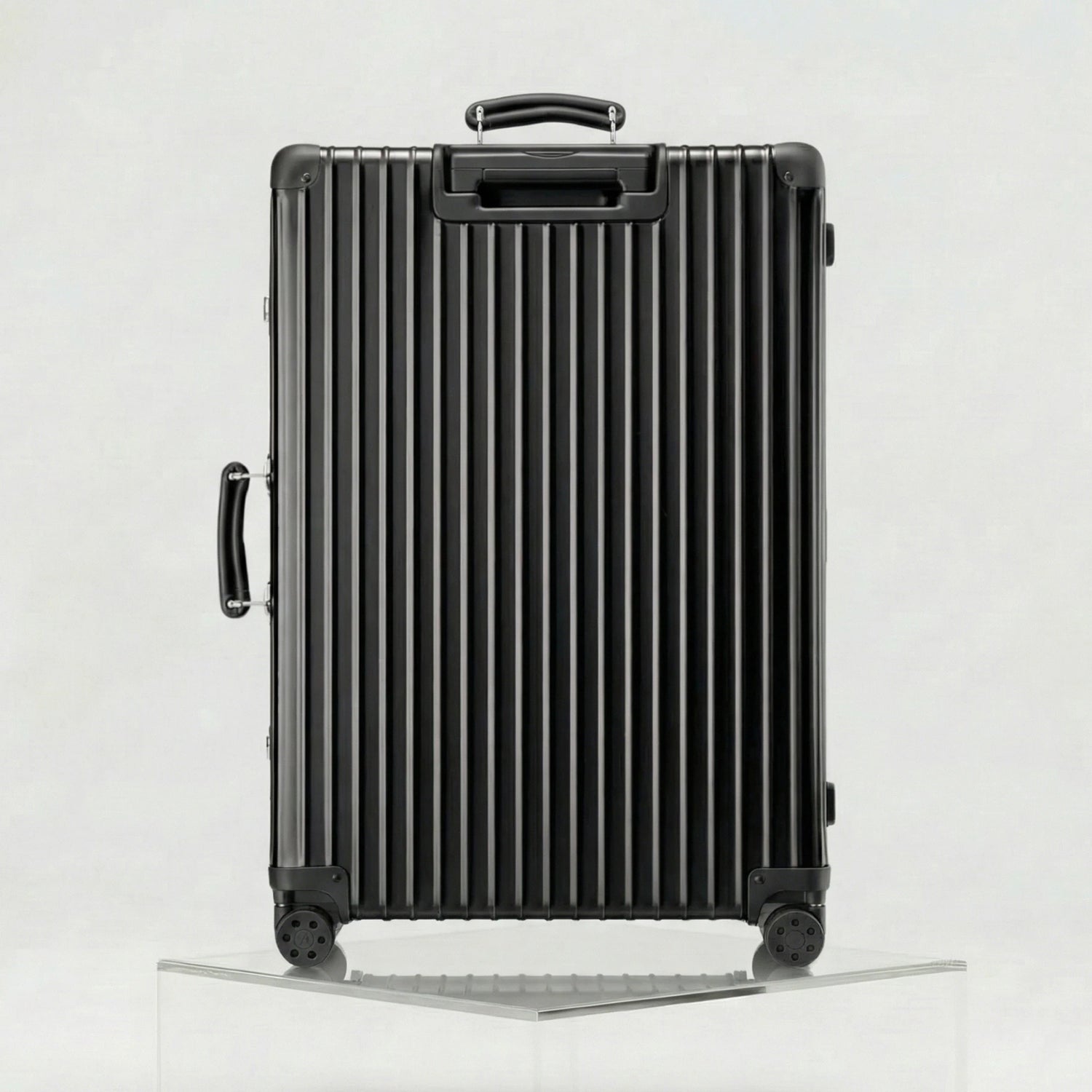 Rimowa Classic Check In L, Black, Back