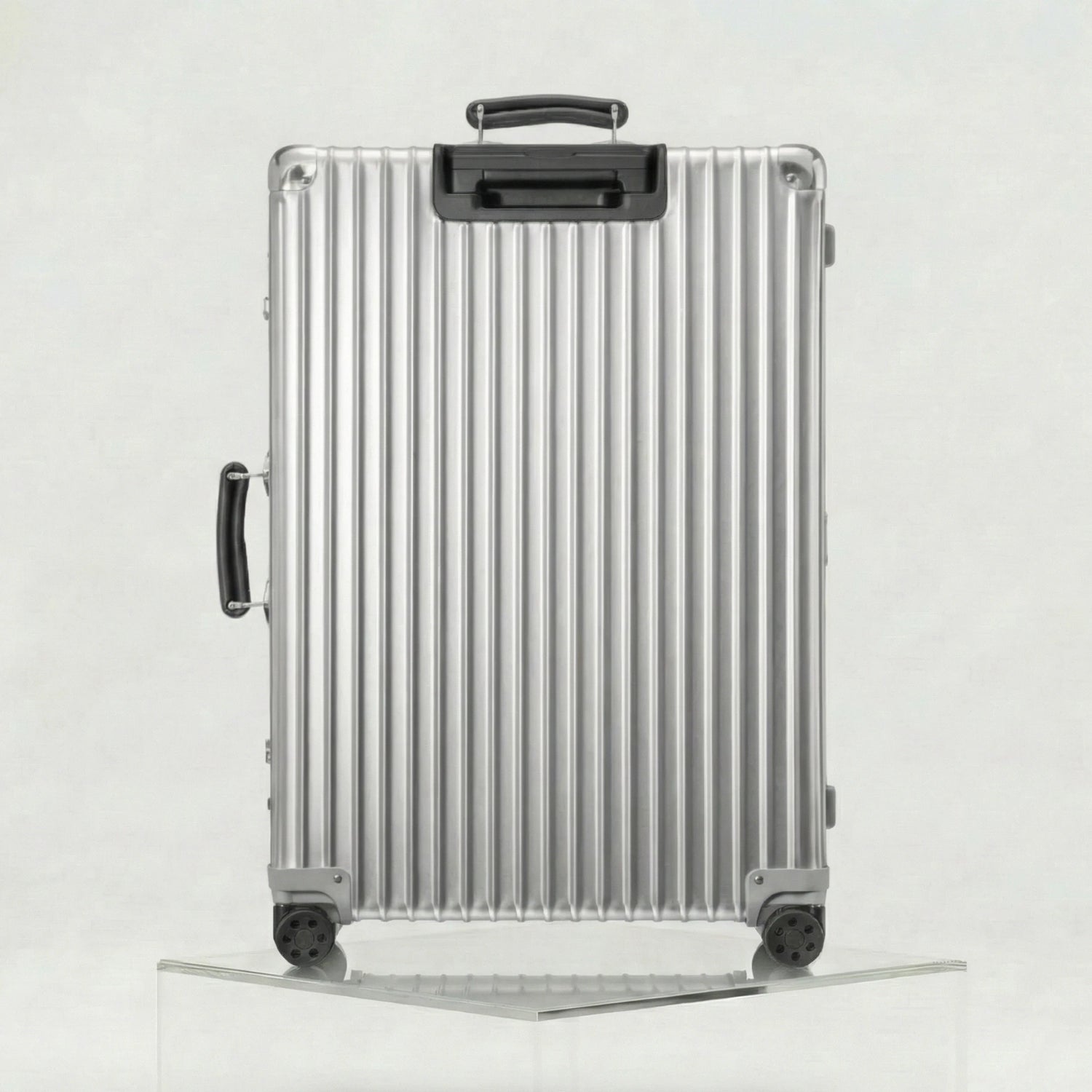 Rimowa Classic Check In L, Silver, Back