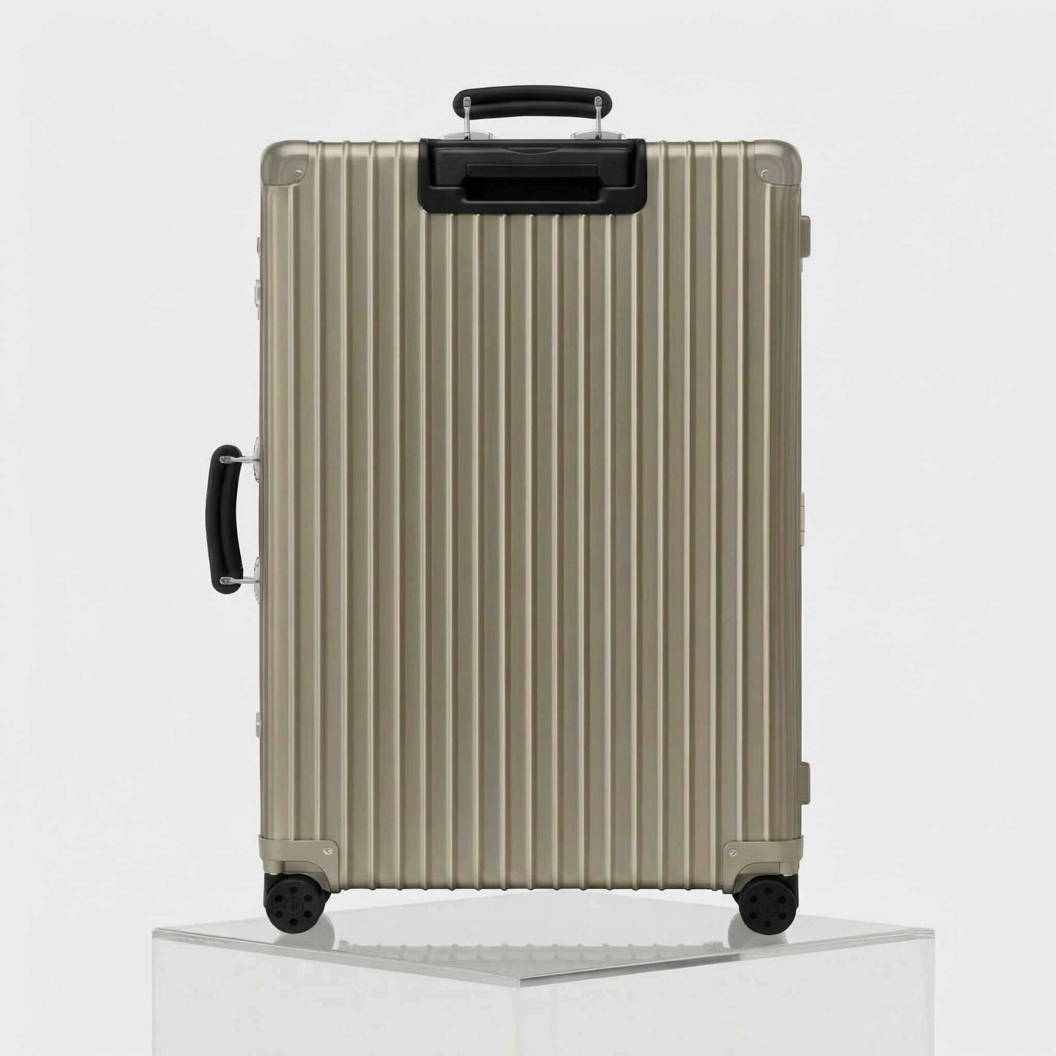 Rimowa Classic Check In L, Titanium, Back