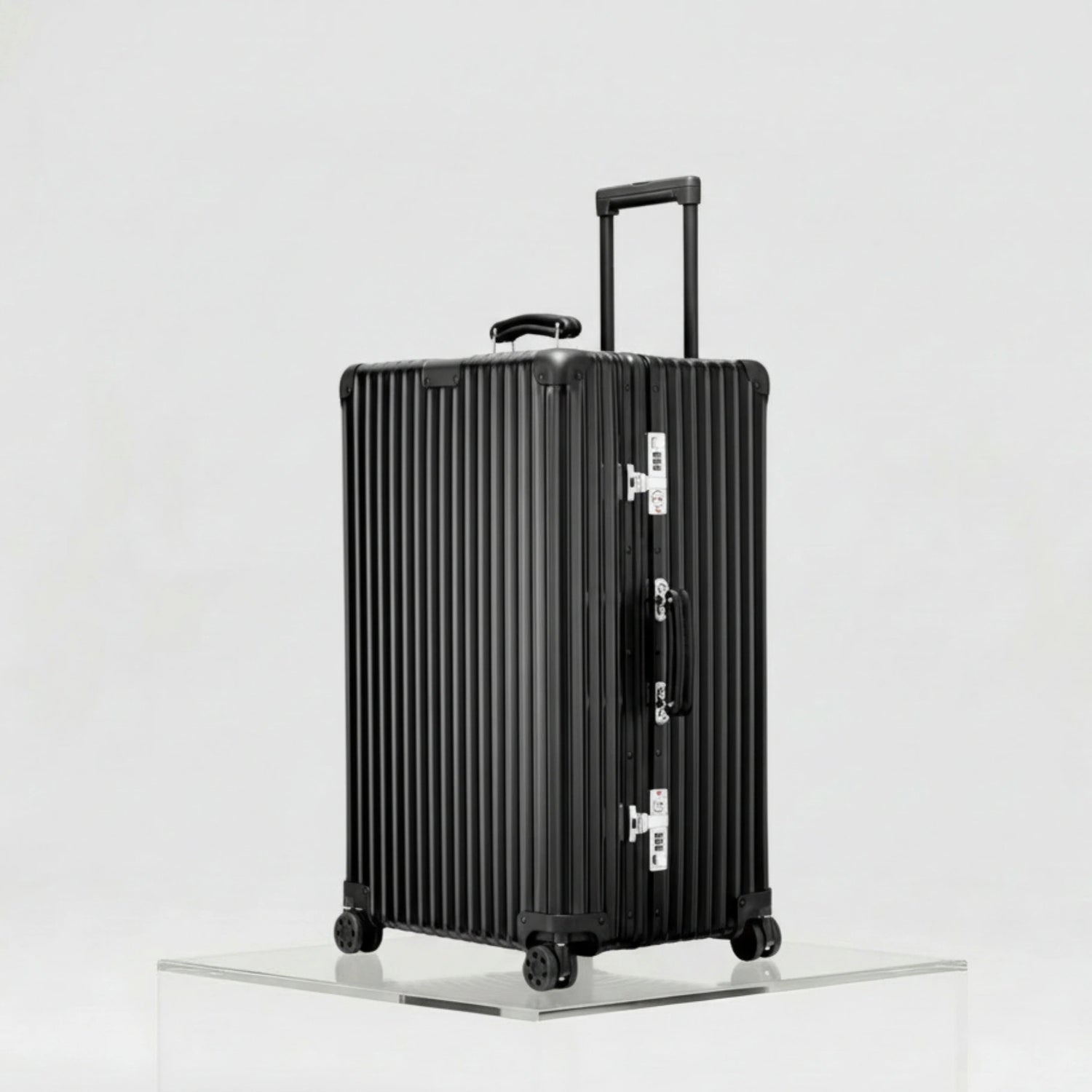 Rimowa Classic Trunk, Black, Full