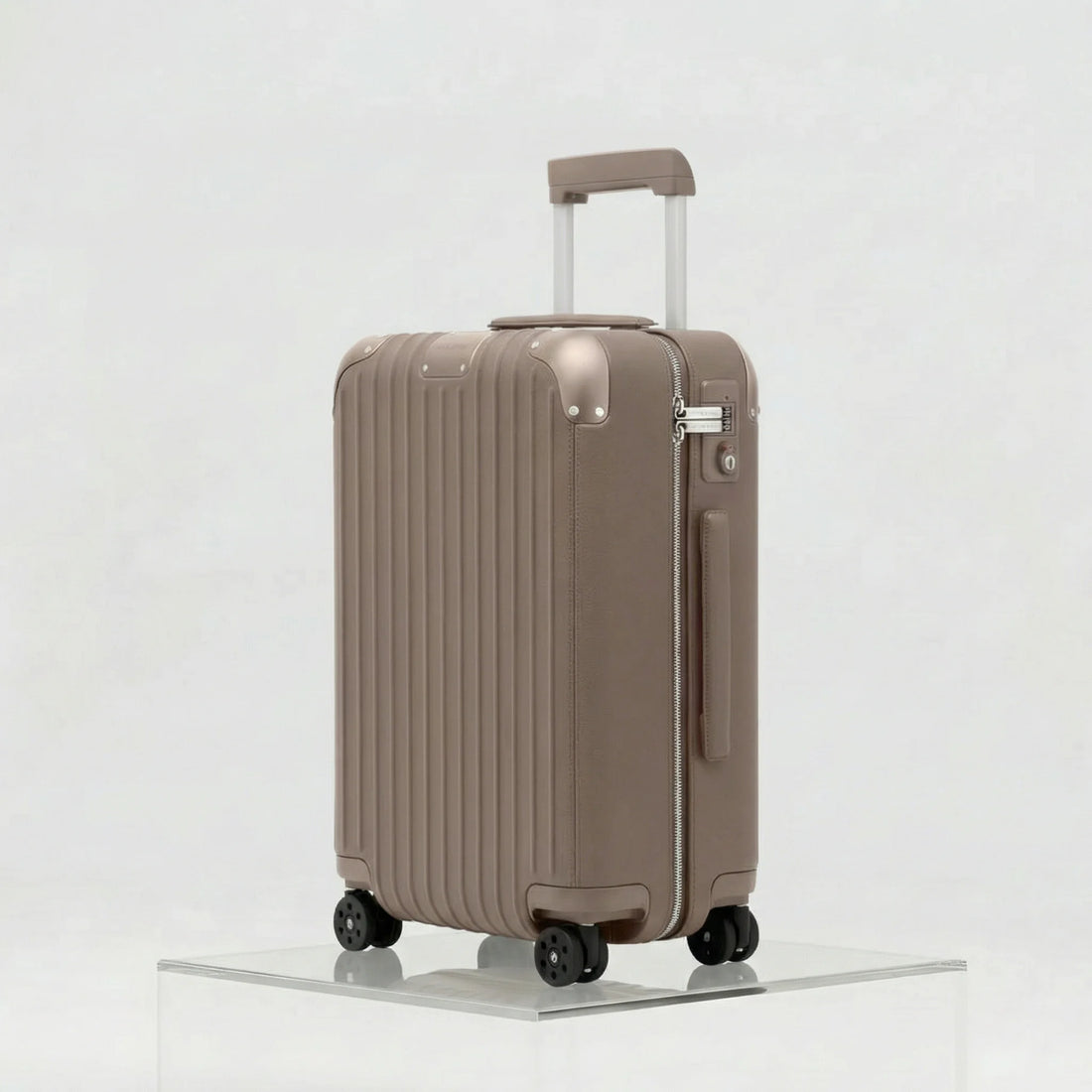 Rimowa Distinct Cabin, Taupe Beige, Side