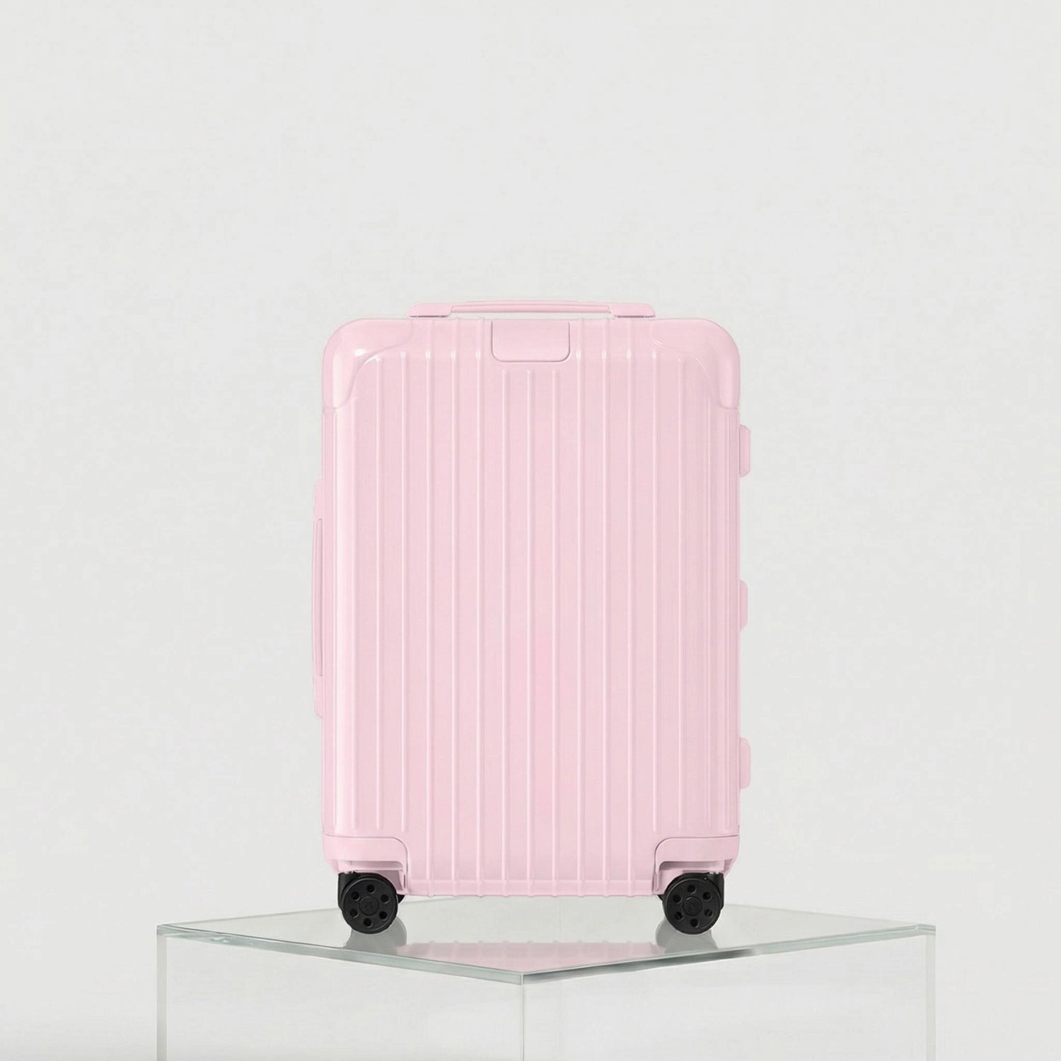 Rimowa Cabin Essential, Balerina Pink, Studio, Front