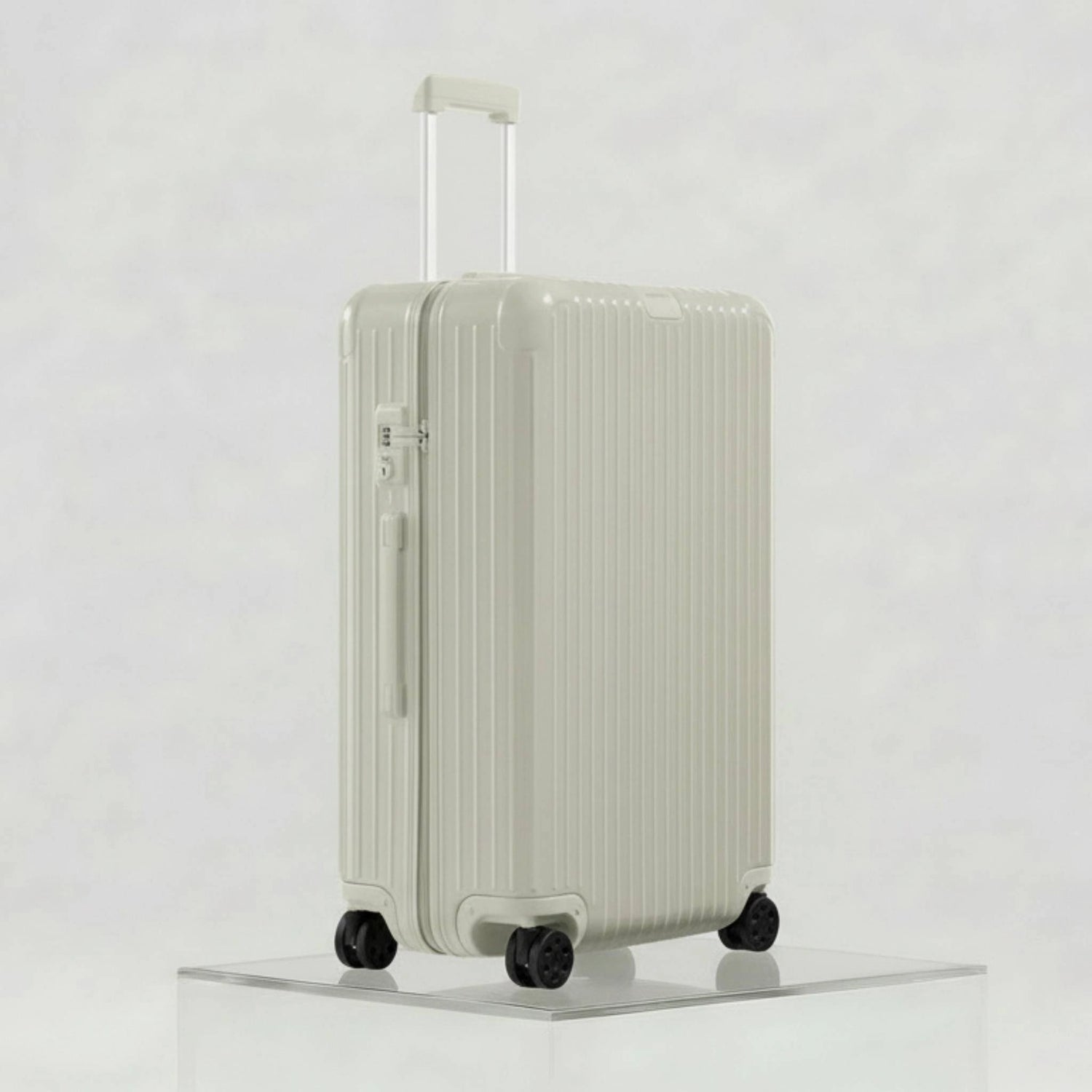 Rimowa Essential Check In L, Gloss Gloss Clay Beige, Side