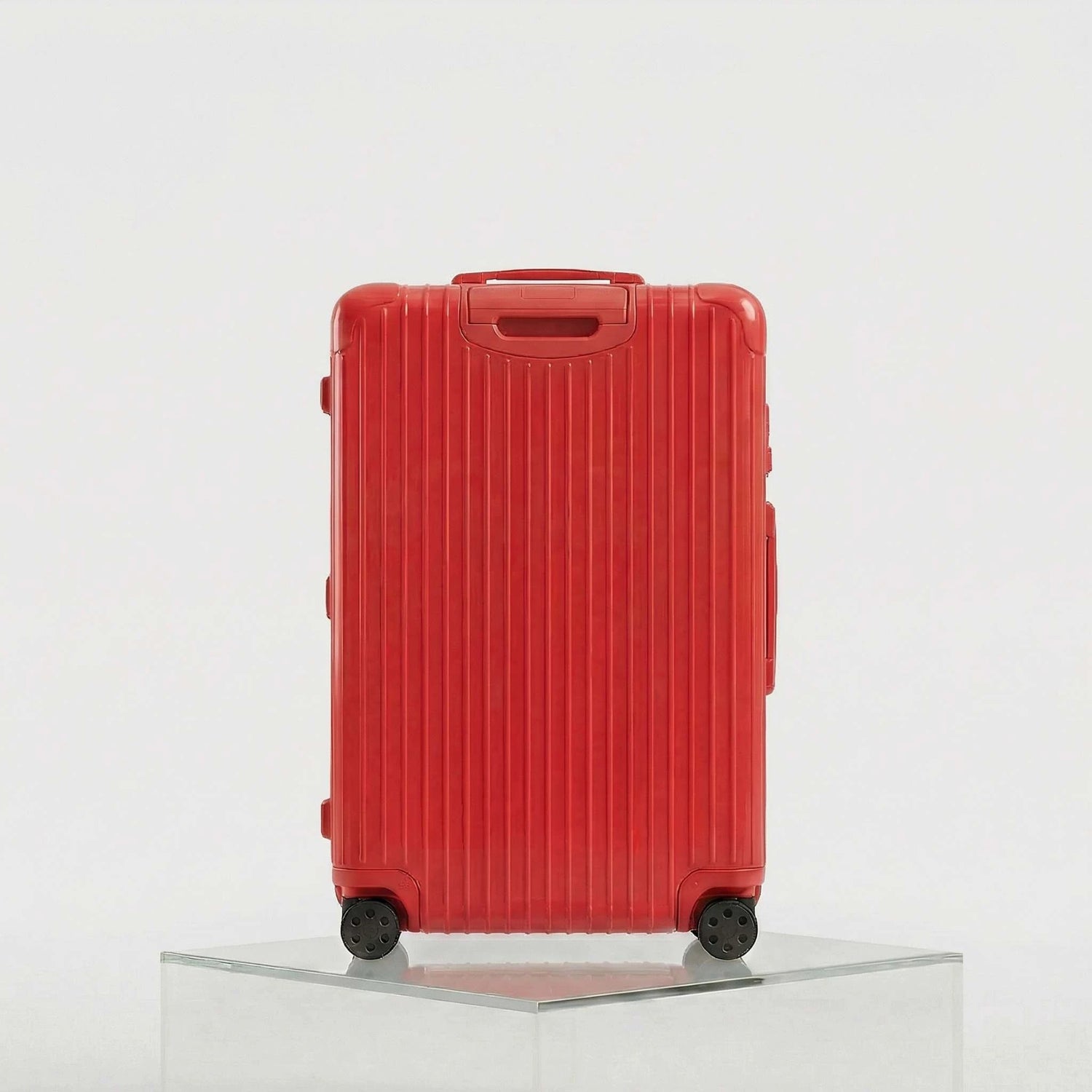Rimowa Essential Check In L, Gloss Red, Studio, Back
