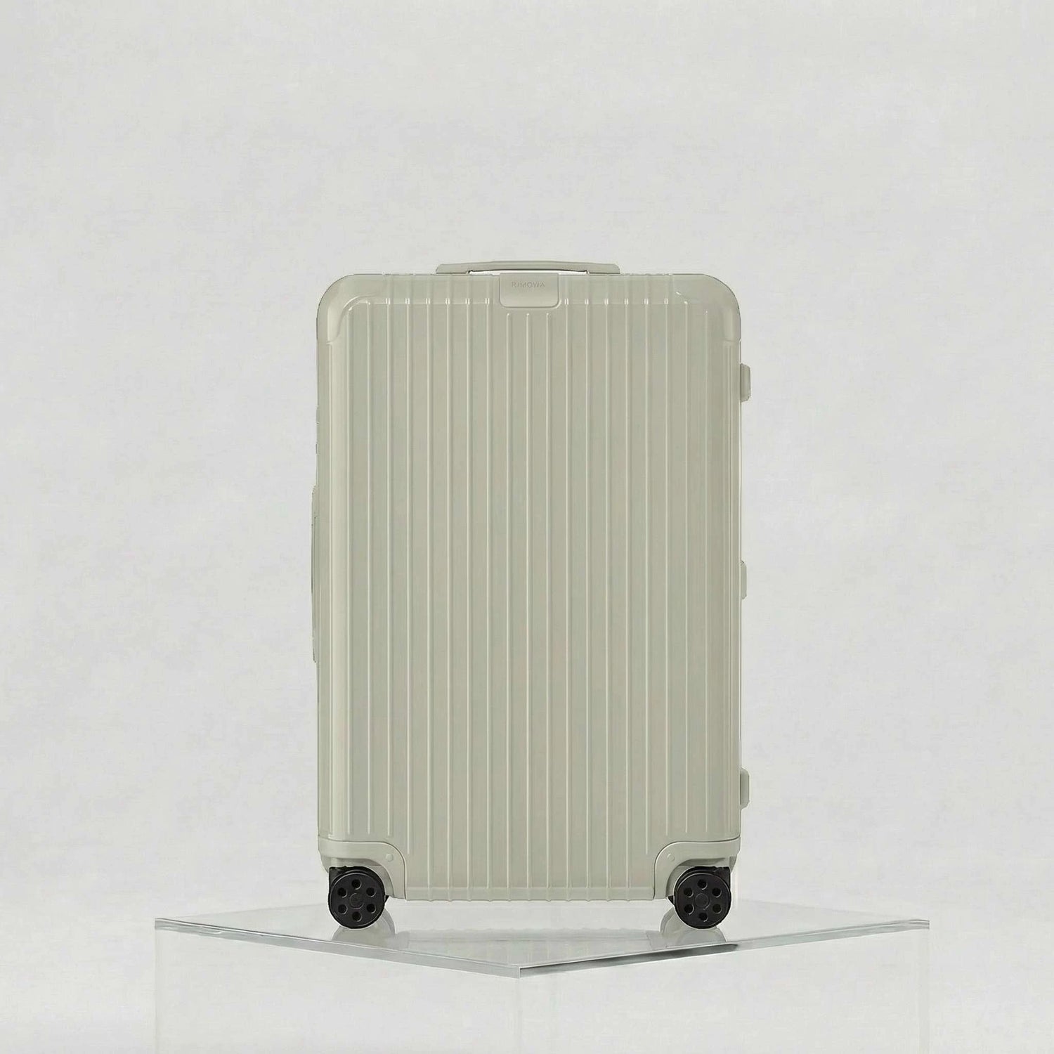 Rimowa Essential Check In L, Gloss Clay Beige, Studio, Front