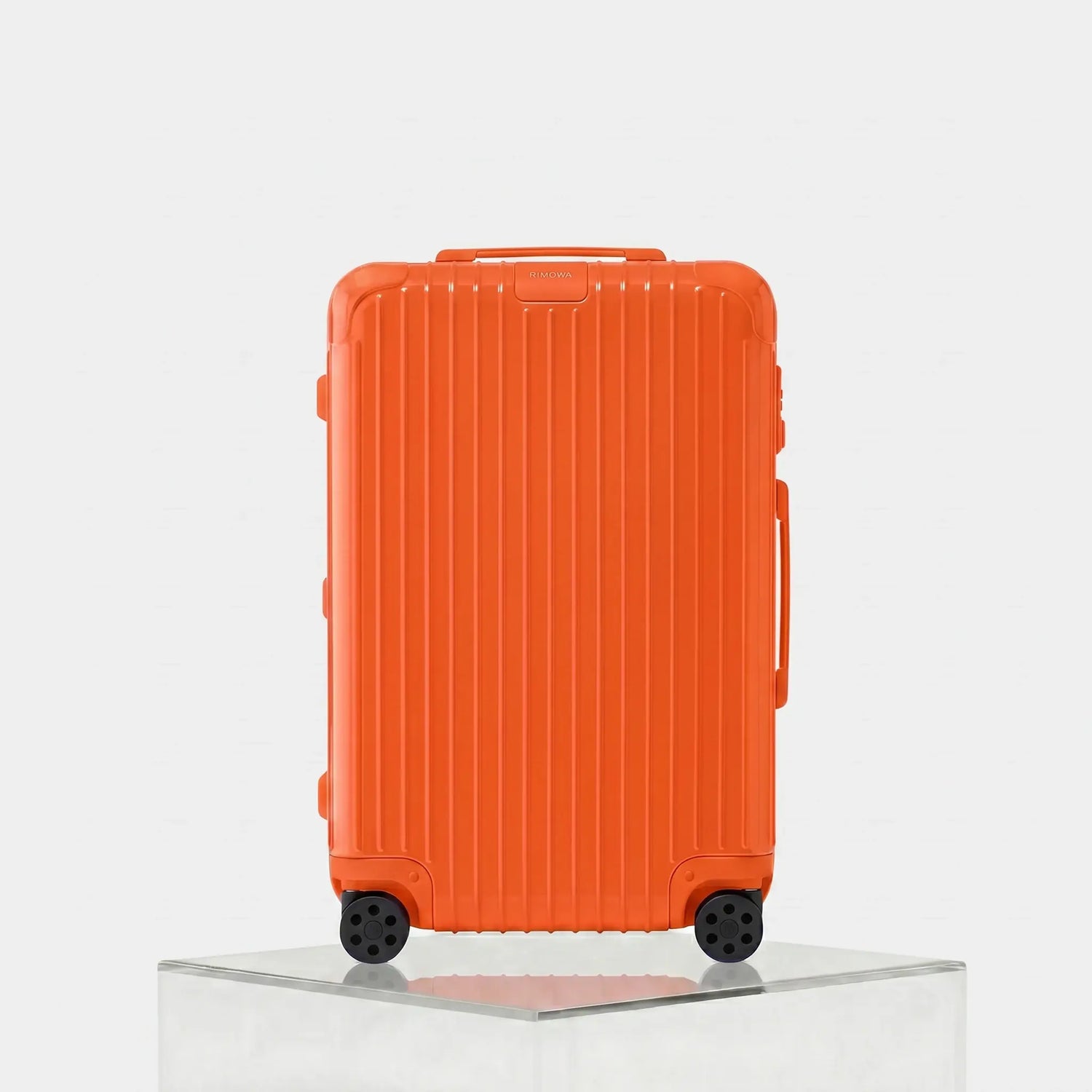 Essential Check-In M