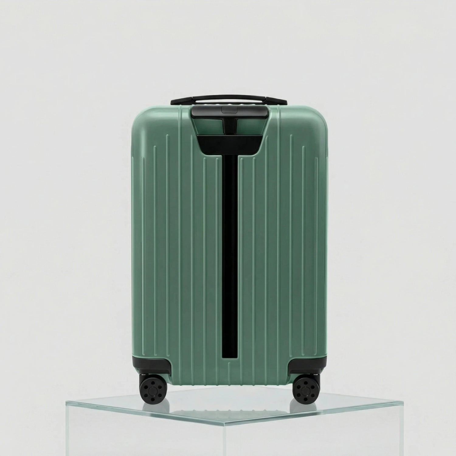 Rimowa Essential Lite Cabin, Green, Front