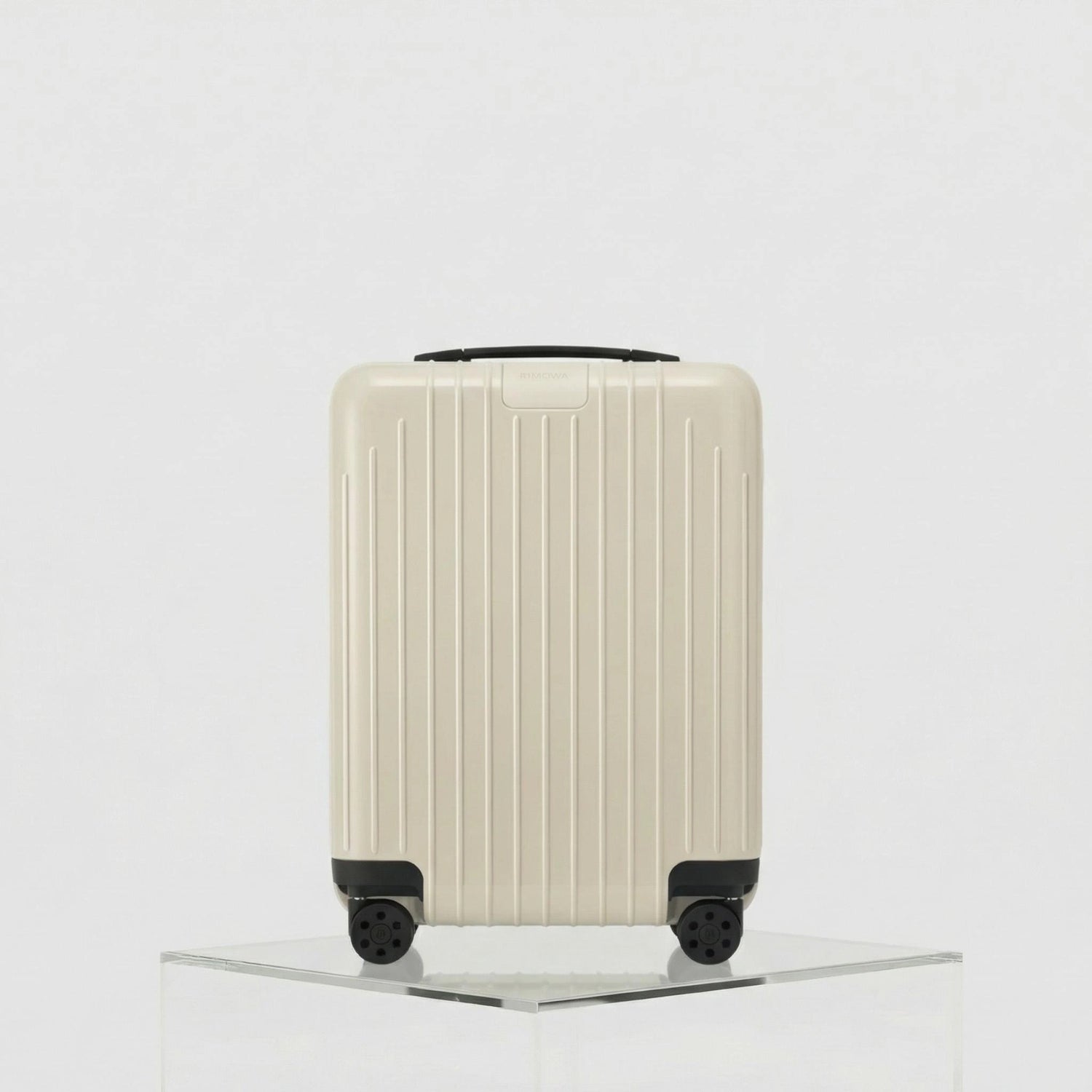 Rimowa Essential Lite Cabin U, Beige, Front, Studio