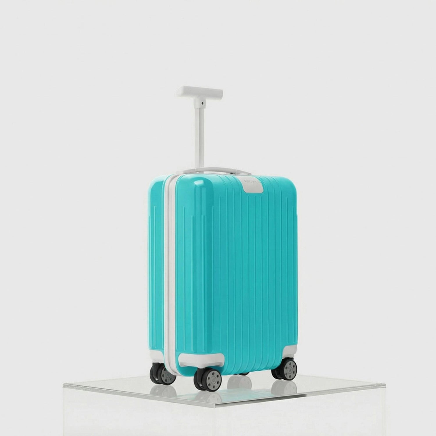 Rimowa Essential Lite Cabin U Kids Edition, Scuba Blue, Side, Studio