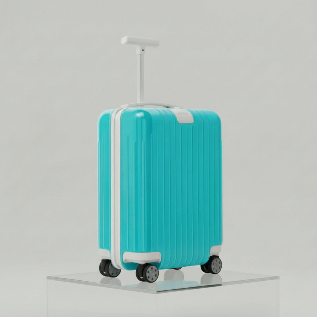 Rimowa Essential Lite Cabin U Kids Edition, Scuba Blue, Side, Studio