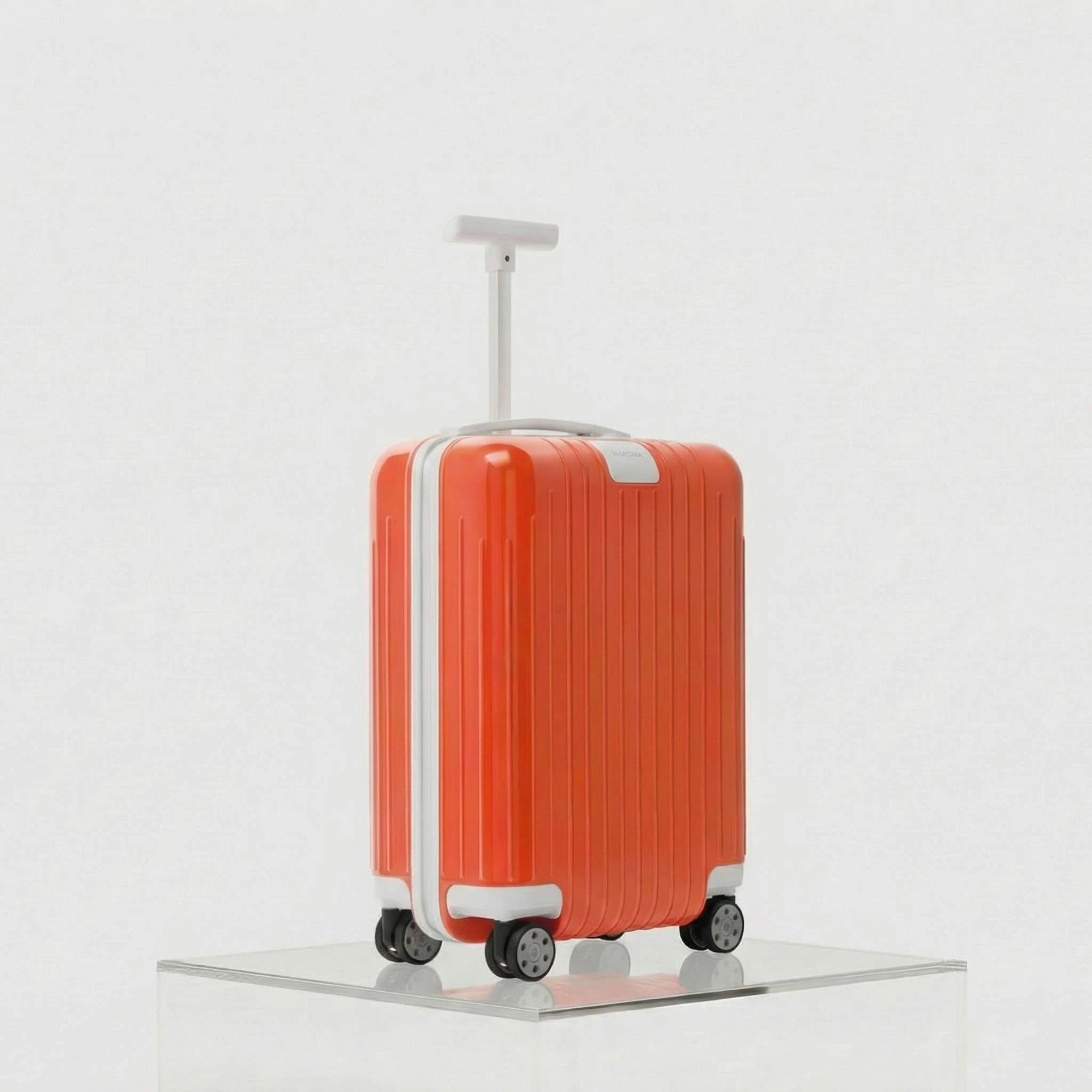 Rimowa Essential Lite Cabin U Kids Edition, Starfish Orange, Side, Studio