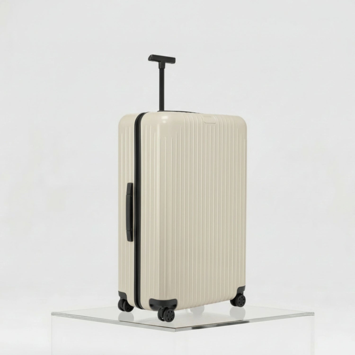 Rimowa Essential Lite Check In L, Beige, Sude