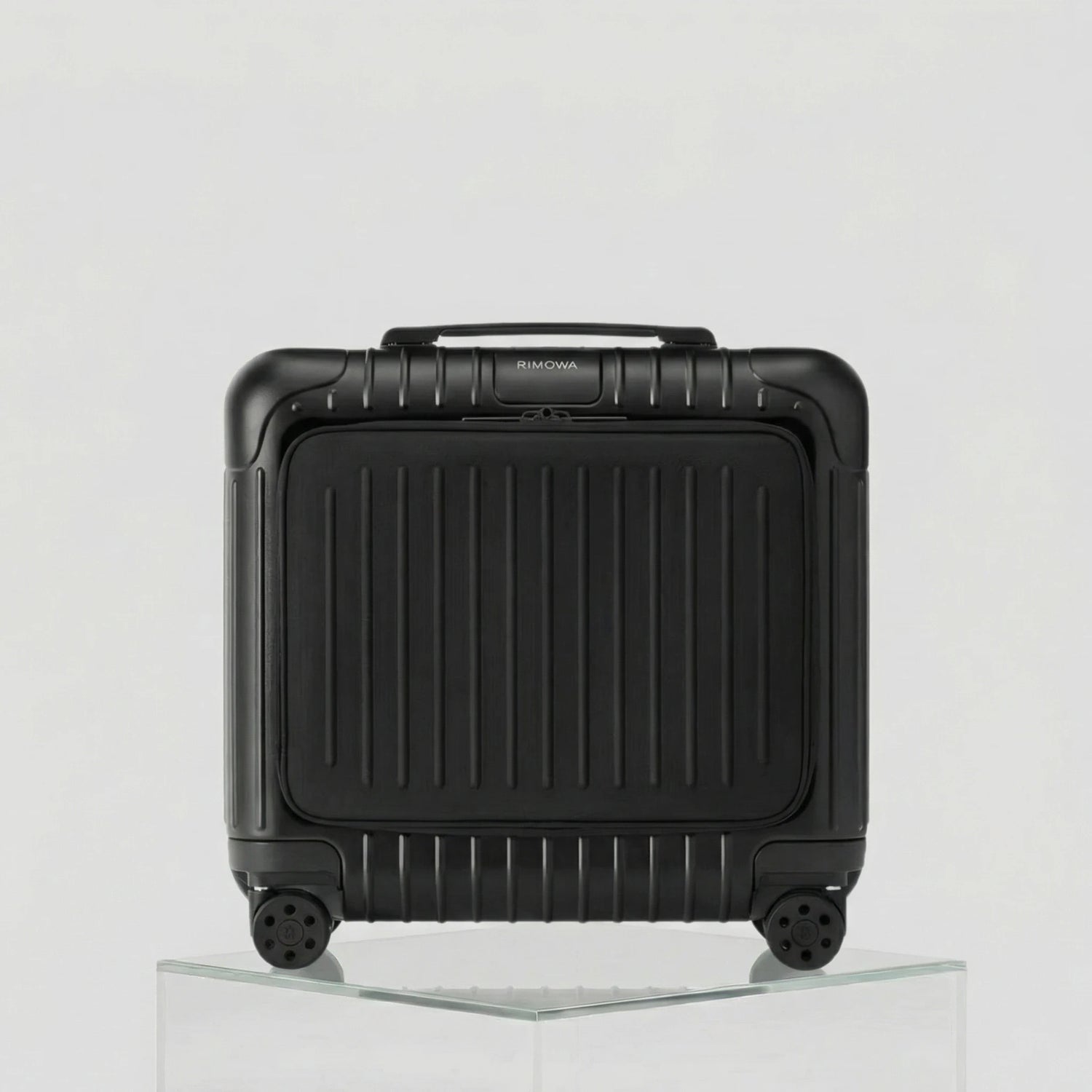 Rimowa Essential Sleeve Compact, Black, Front