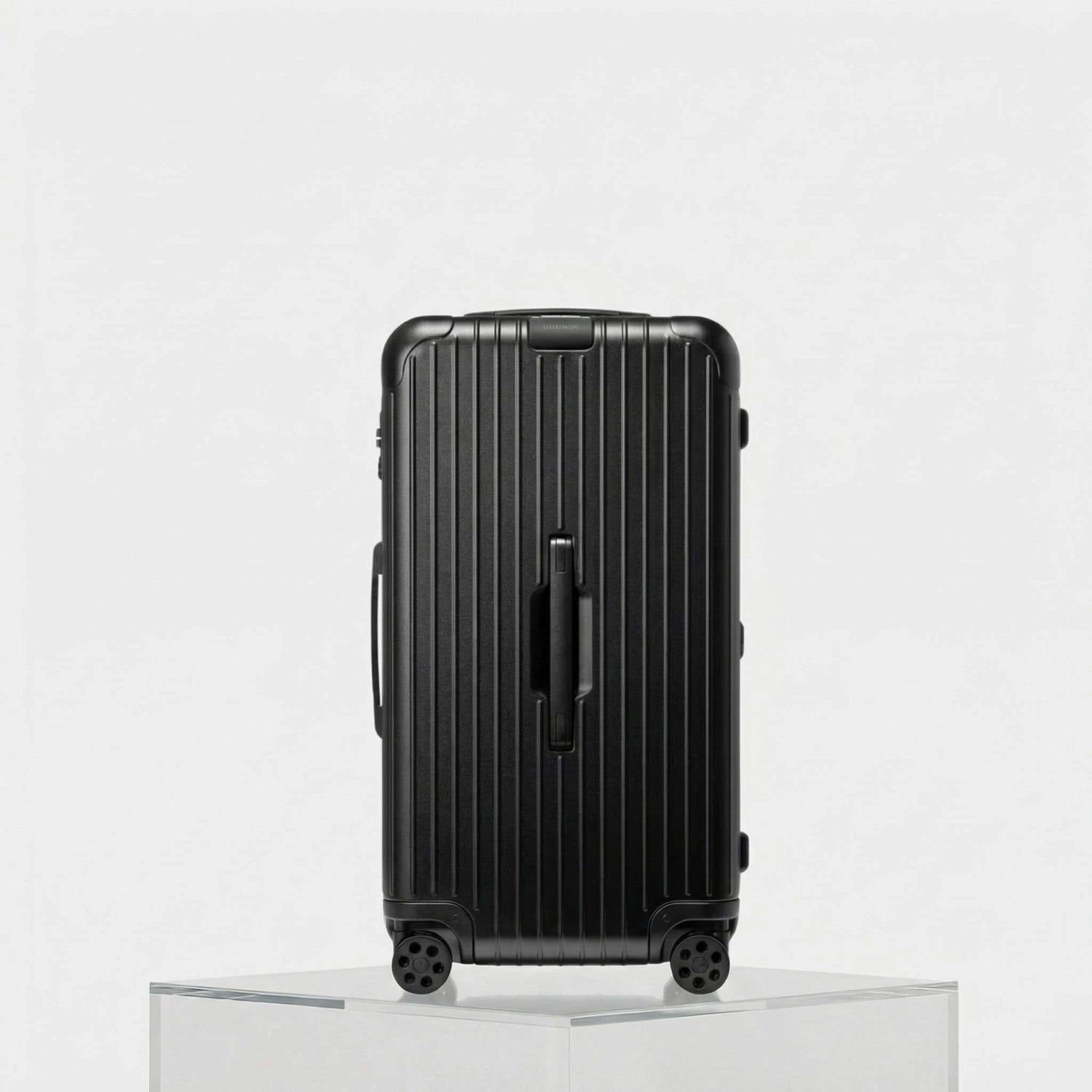 Rimowa Essential Trunk, Black, Studio, Front
