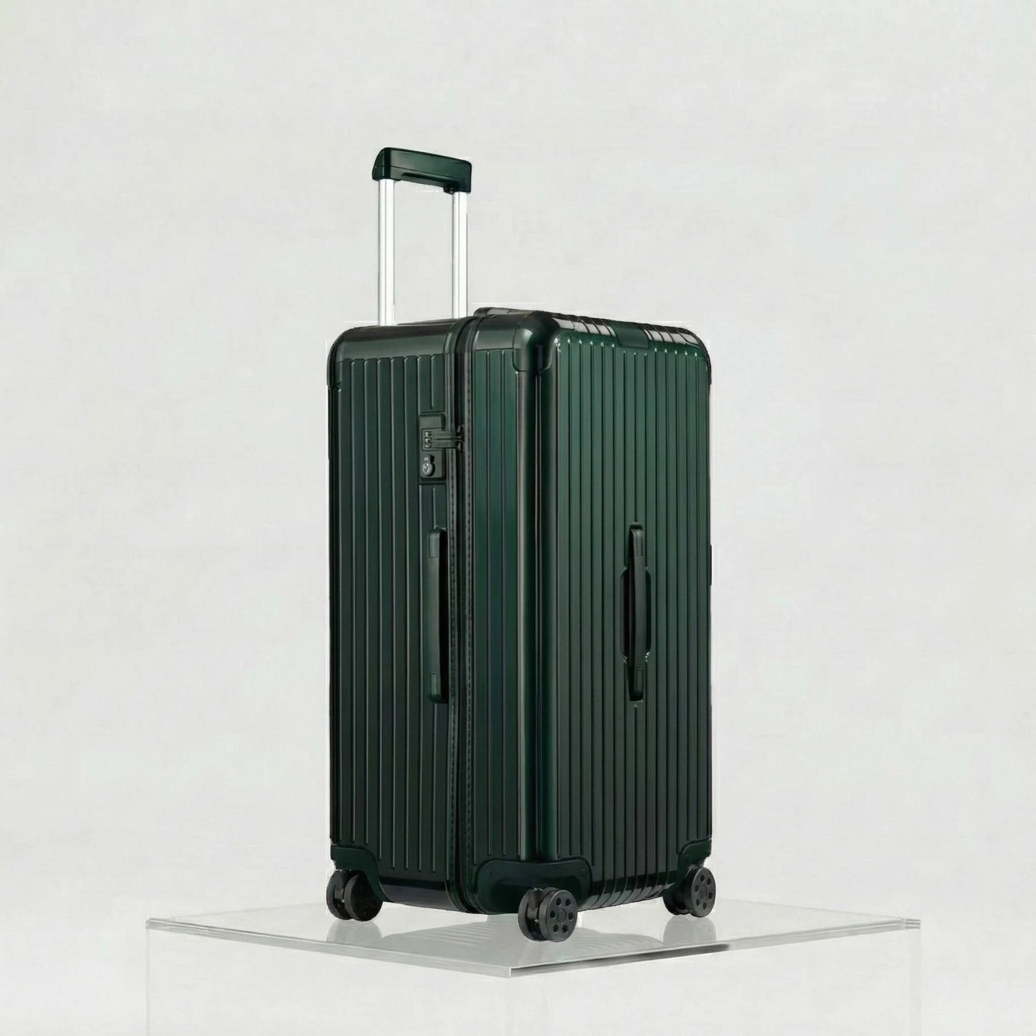Rimowa Essential Trunk Plus, Green, Full, Studio