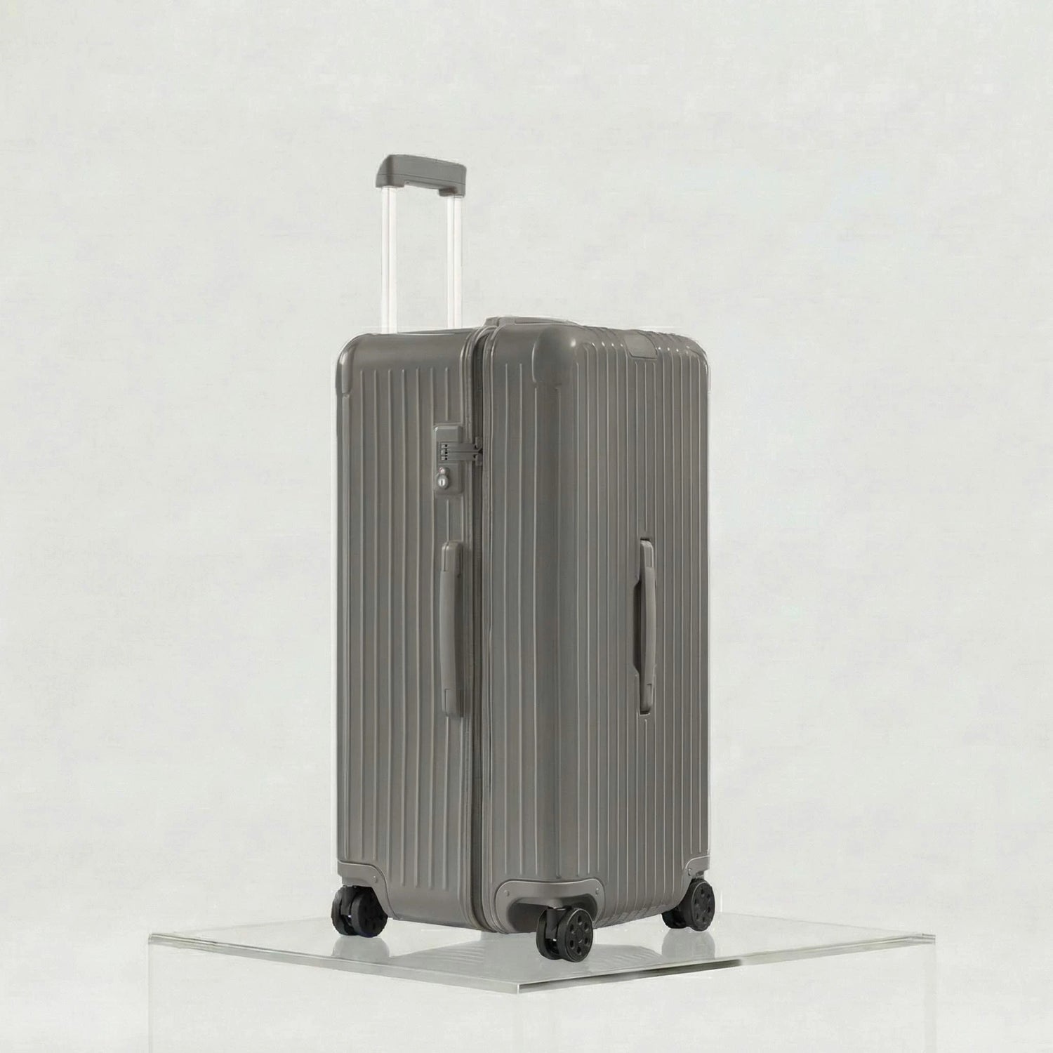 Rimowa Essential Trunk Plus, Grey, Studio, Full