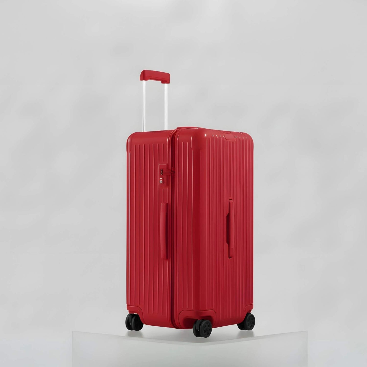 حقيبة Essential Trunk Plus