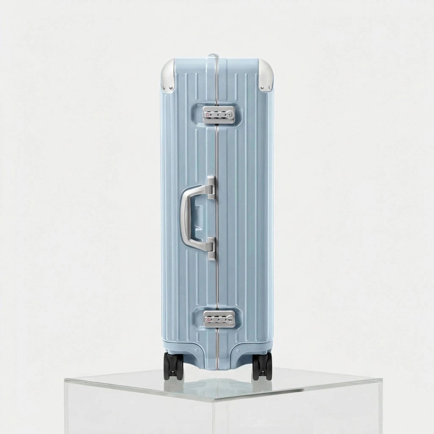 Rimowa Hybrid Check In L , Gloss Sky Blue, Side View