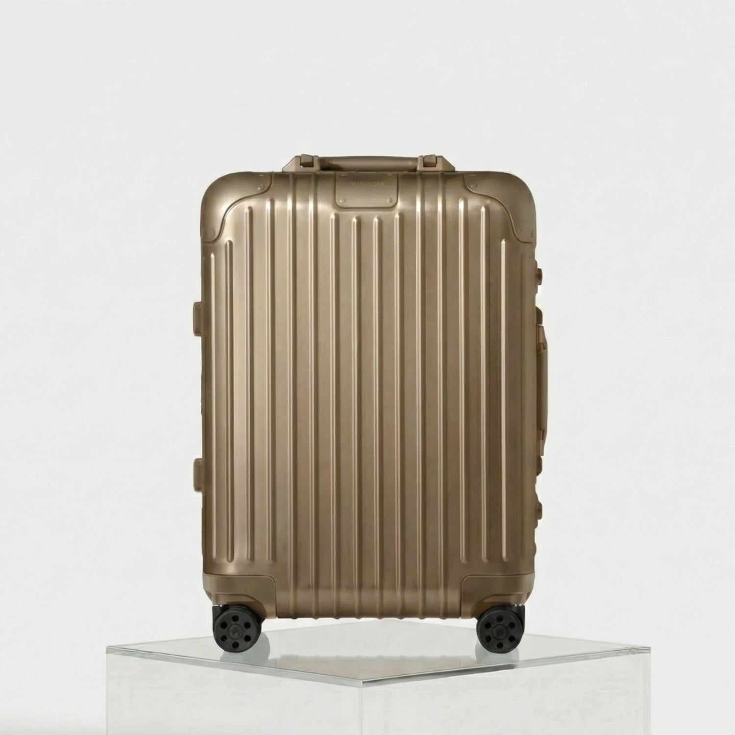 Rimowa Original Cabin Titanium Front