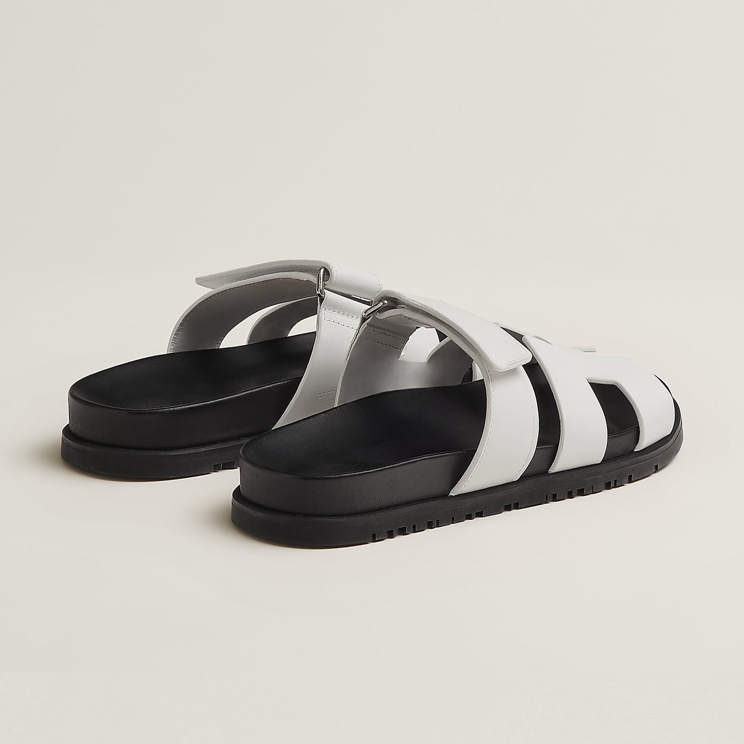 Chypre Sandal - White