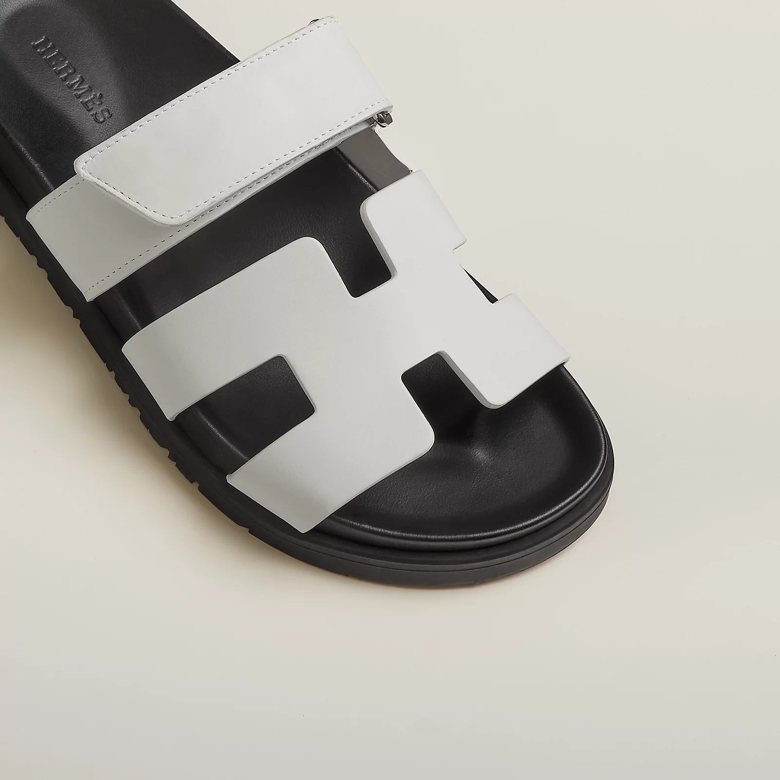 Chypre Sandal - White