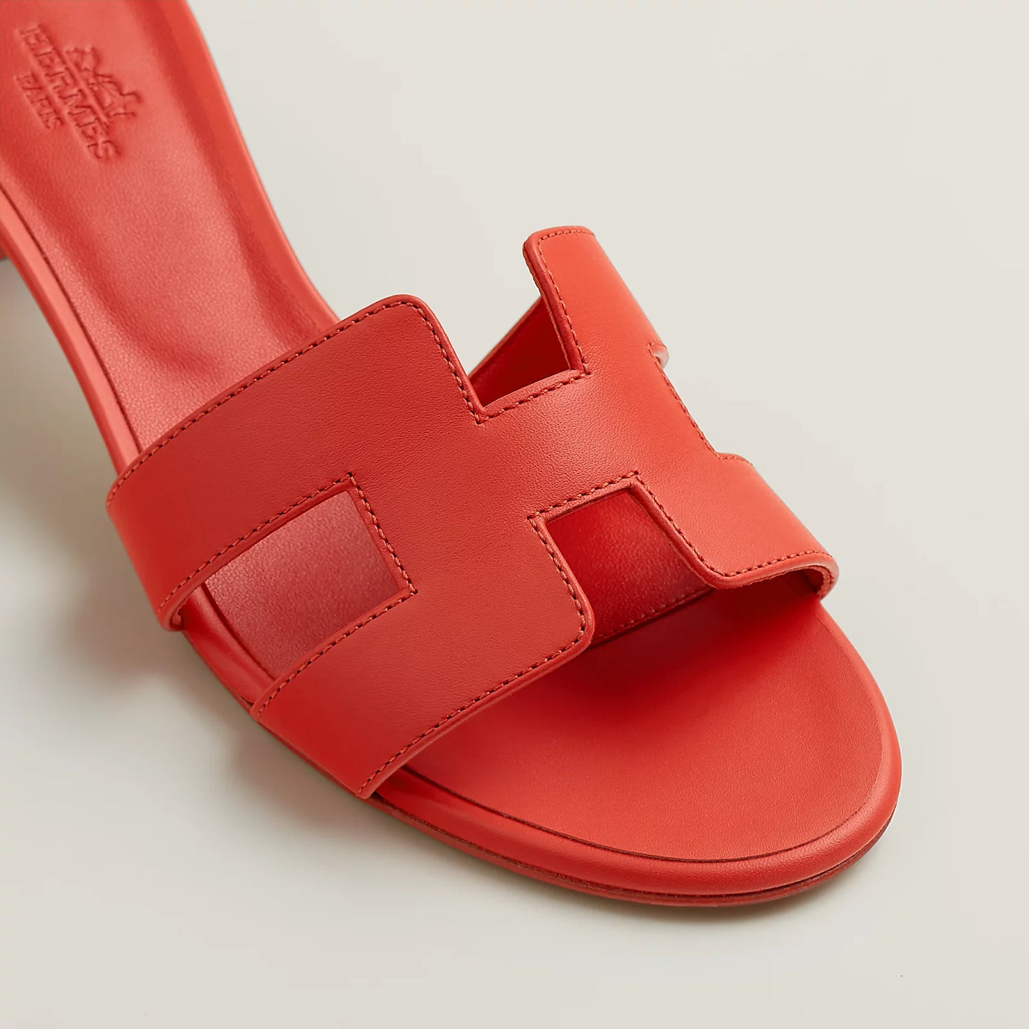 Oasis sandal