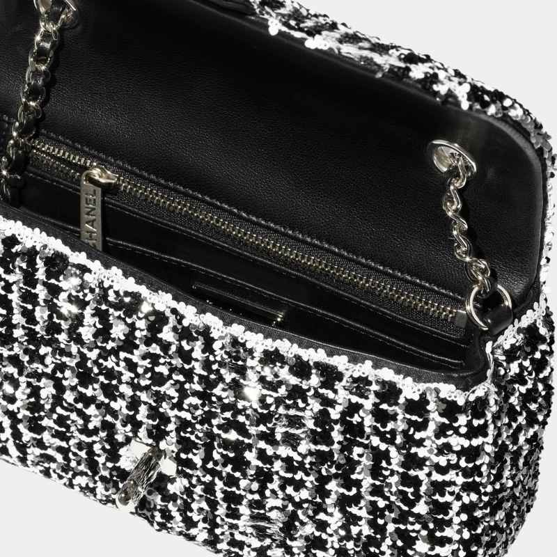 Small Flap Bag Cruise 2024/25, Black, White and Silver, Interior View