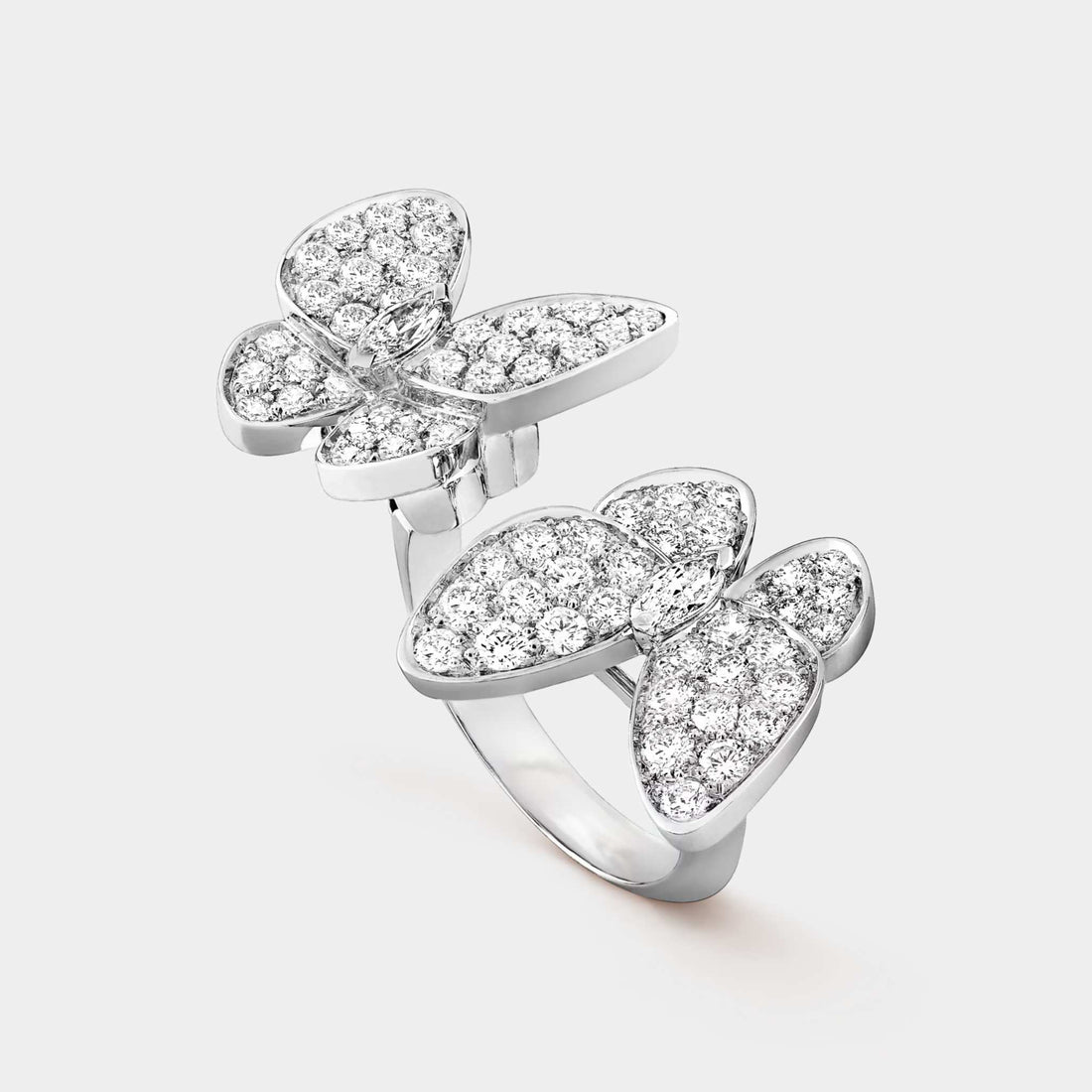 Two Butterfly Between The Finger Ring White Gold Diamond, Front