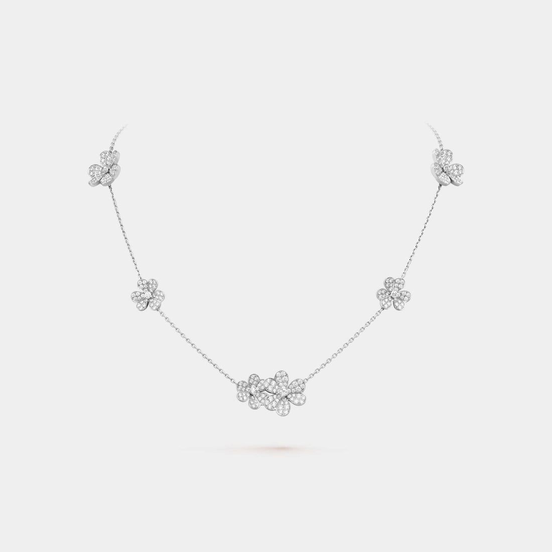 Van Cleef &amp; Arpels Frivole necklace 9 flowers White Gold Diamond, Front