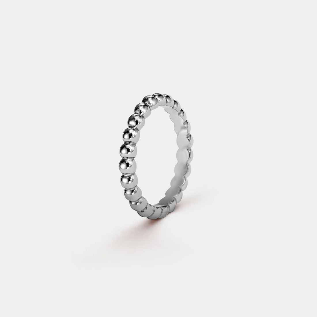 Van Cleef & Arpels Perlée Pearls Of Gold Ring Medium Model White Gold, Front