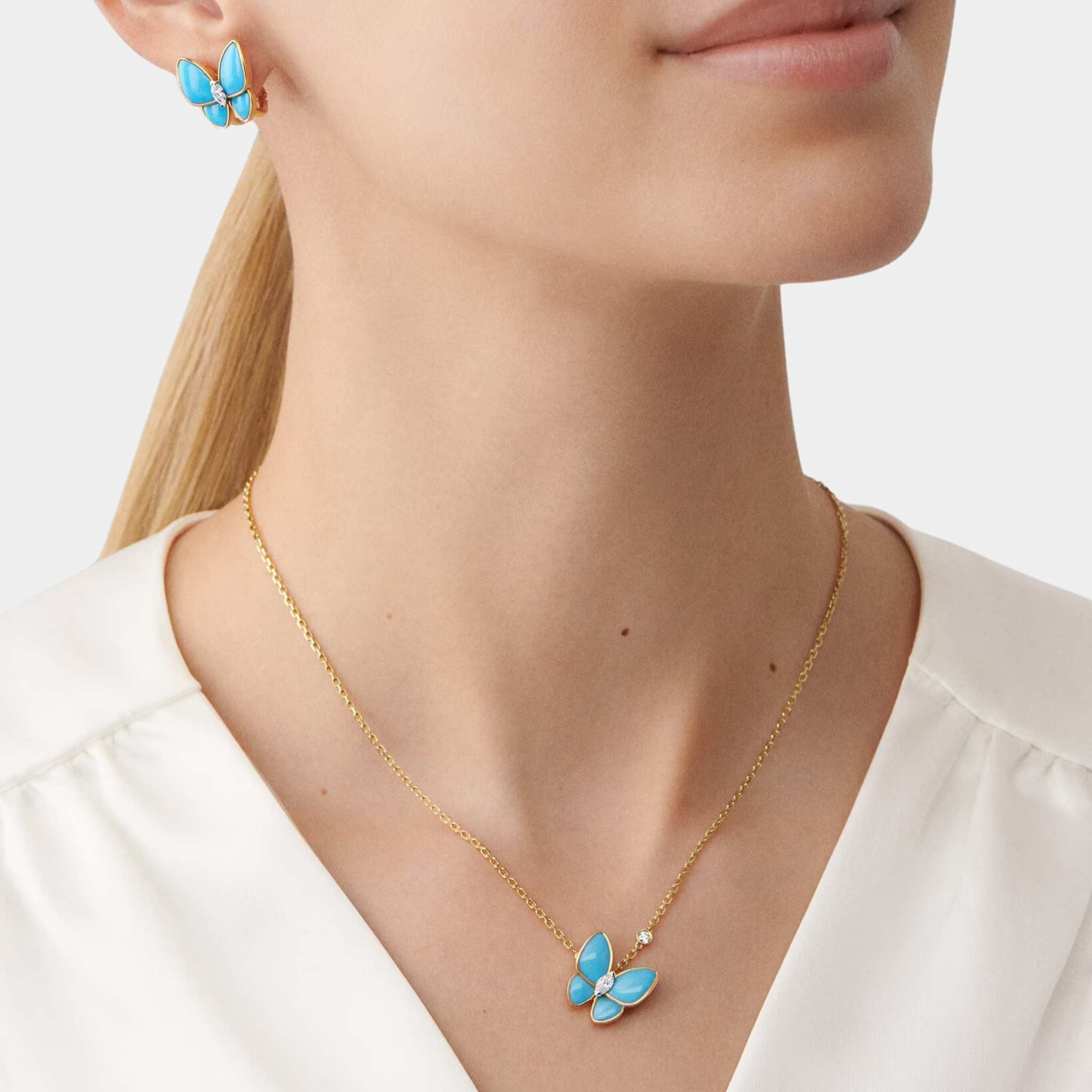 Van Cleef Arpels Two Butterfly Pendant Yellow Gold Diamond Turquoise Sands