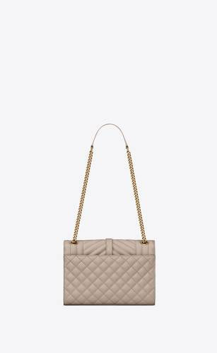 Envelope Medium In Quilted Grain De Poudre Embossed Leather