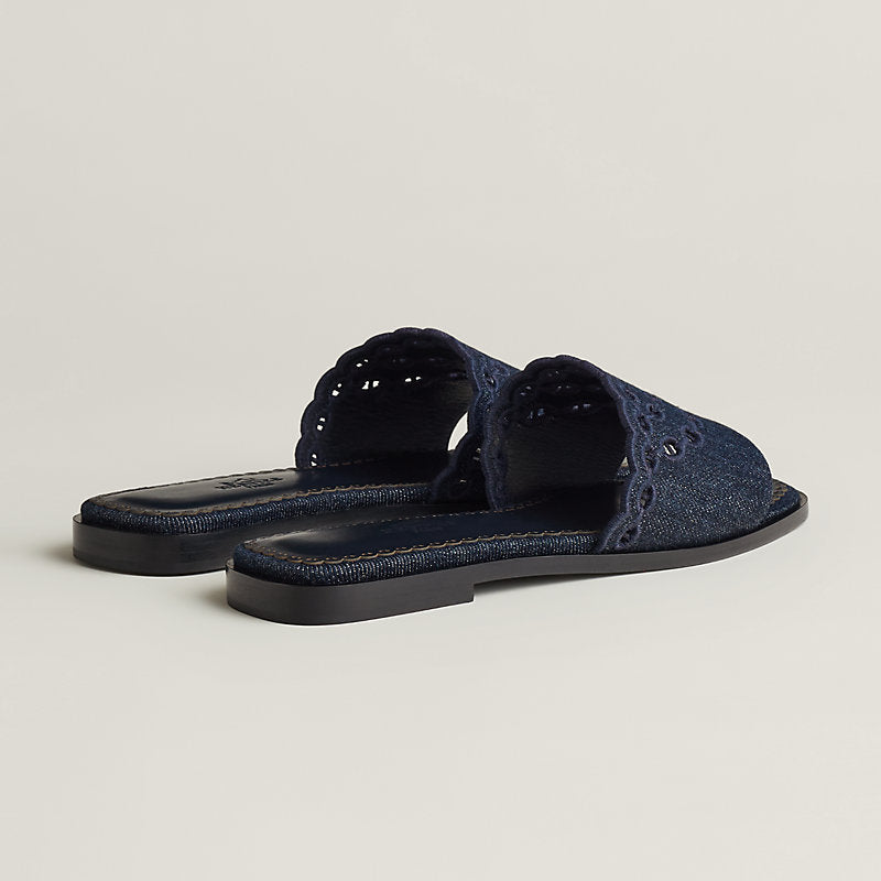 Gaelle sandal