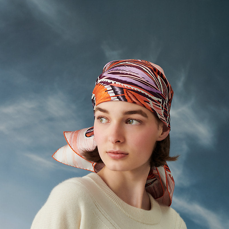 Le Chat Carre scarf 90
