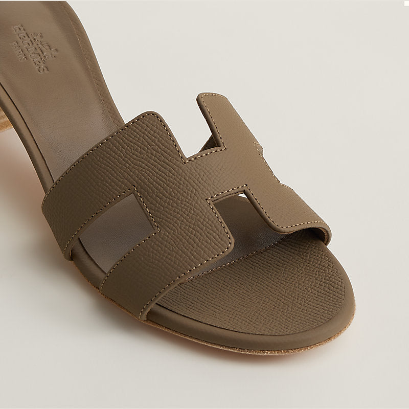 Oasis Sandal - Etoupe