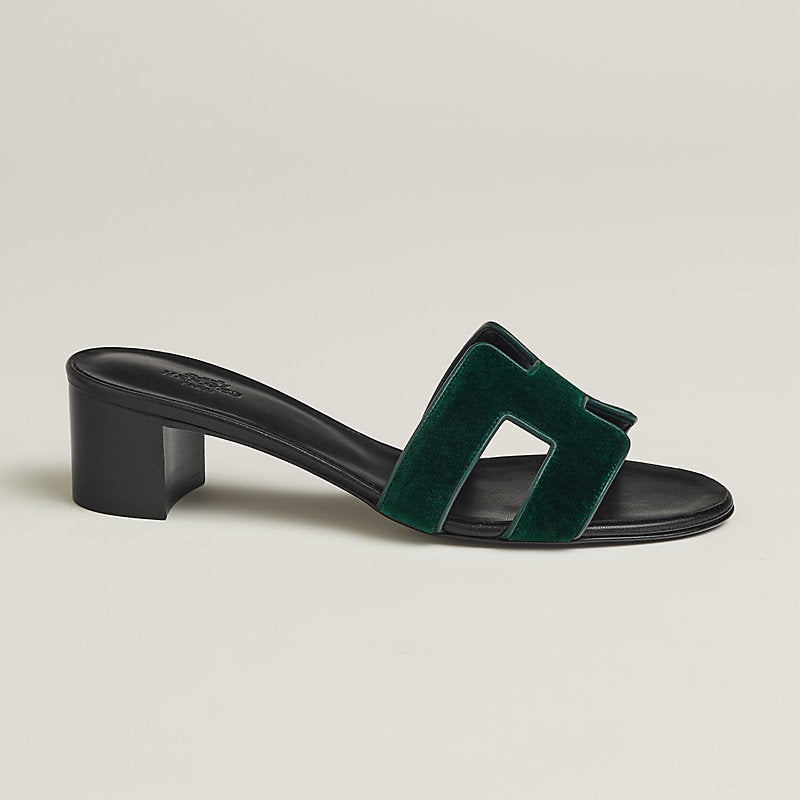 Oasis Sandal