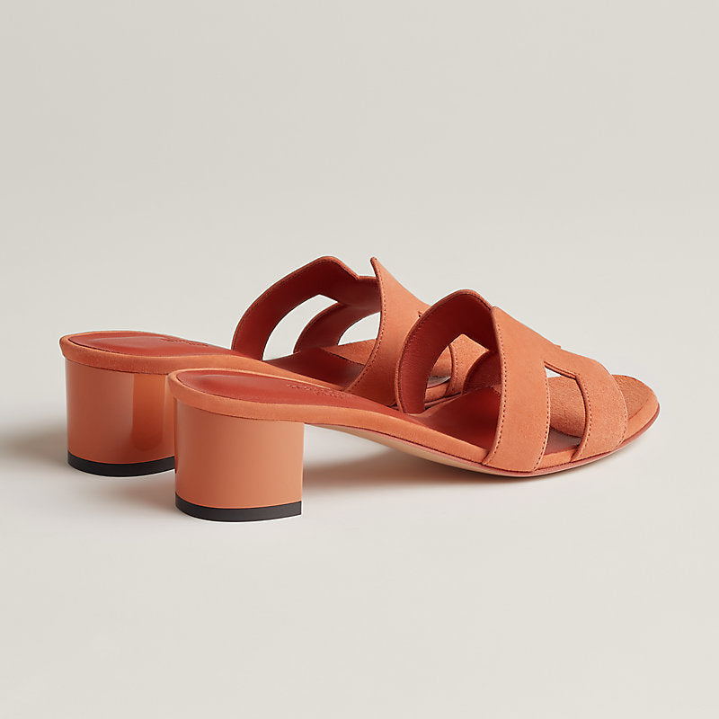 Oasis sandal